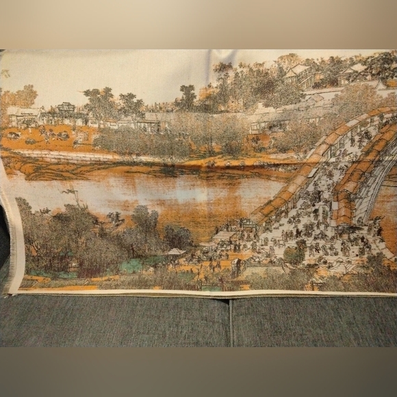 Elegant Cashmere Shawl - Picture 6 of 11